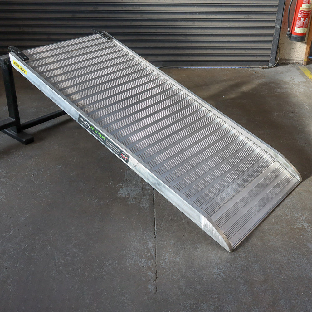Second Hand Single-Stage Hook-On Ramp 1.85m x 0.85M