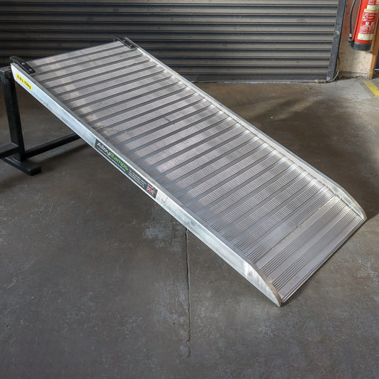 Second Hand Single-Stage Hook-On Ramp 1.85m x 0.85M