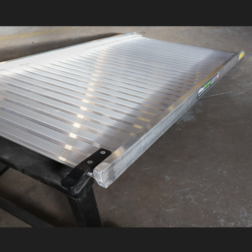 Brand New Single-Stage Hook-On Ramp 2.1m Length
